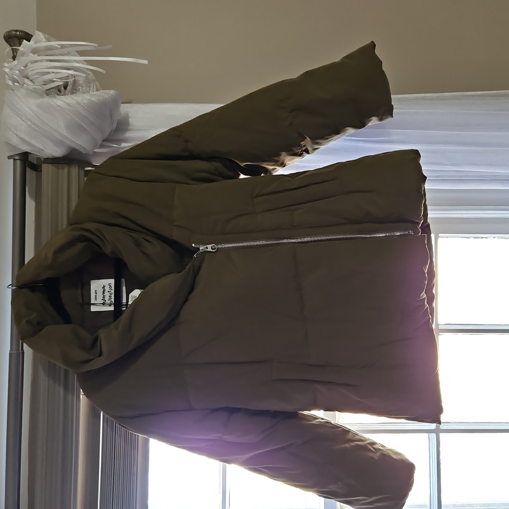 NWT Zara Kids Puffer Jacket in Olive